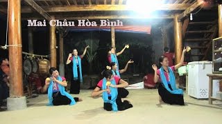 preview picture of video 'Mai Châu - Hòa Bình. Múa hát dân ca Tây Bắc. Phần 1'