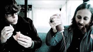 The Black Keys - Meet Me In The City 432Hz