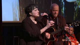 Kelly Hogan and Jon Langford Perform on The Dinner Party