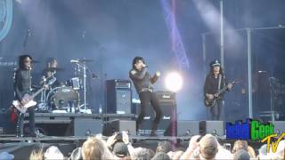 L.A. Guns - Showdown: Live at Sweden Rock 2016