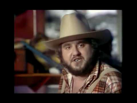 Koukám, jak celá země vstává.avi