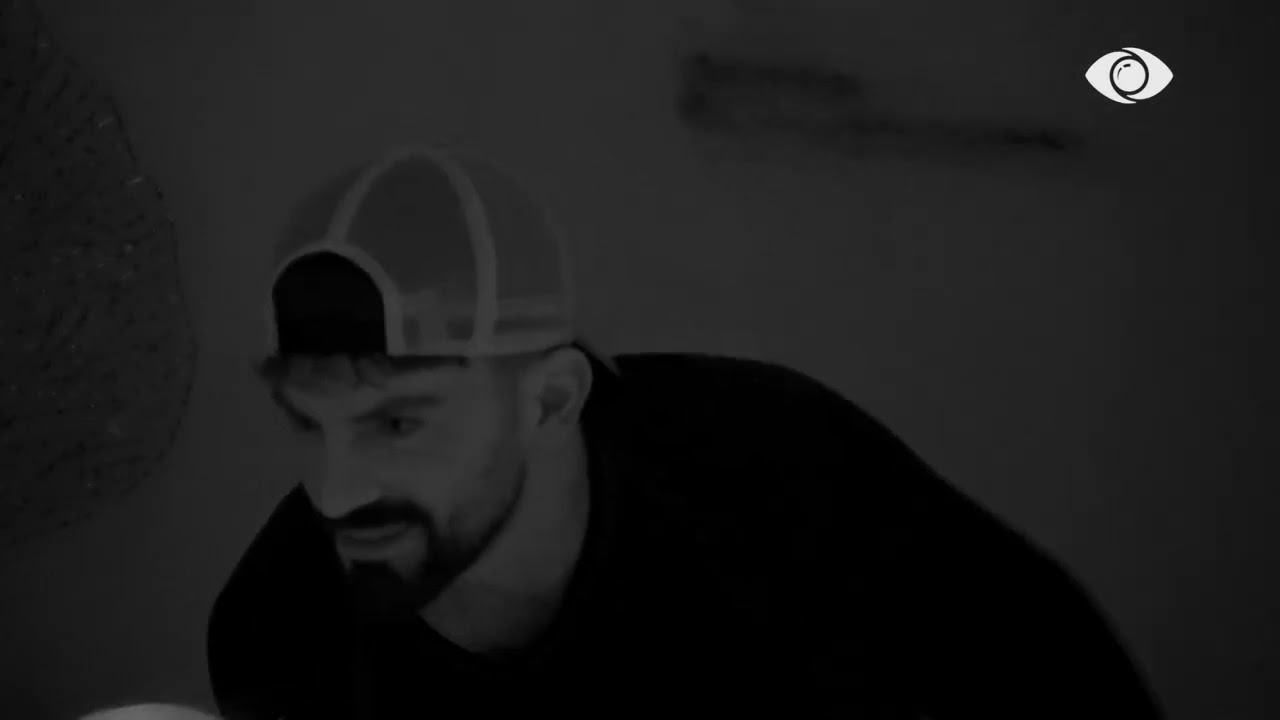 “Pse nuk e injoron Gjestin, por i kërkon lojë”/ Loredana-Tirit: E injoroj dhe afroj kur të dua