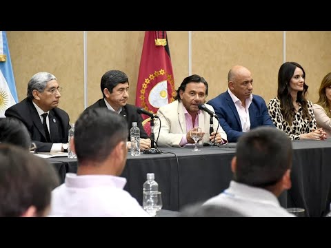 Sáenz impulsa la transparencia y el fortalecimiento de 100 clubes deportivos de la provincia