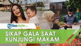 Sikap Gala Sky saat Berkunjung ke Makam Vanessa Angel untuk Pertama Kalinya Jadi Sorotan