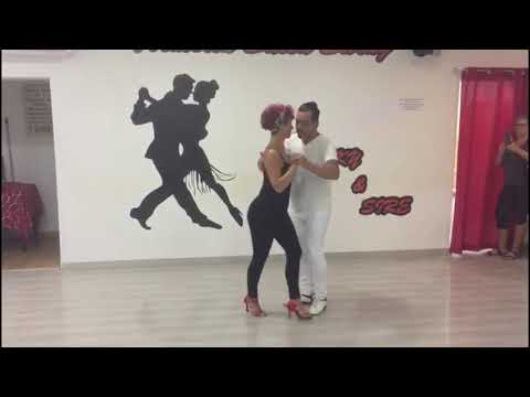 LUCKY Y SIRE KIZOMBA ALMERIA.KIZOMBA FUSION CLASE NIVEL MEDIO