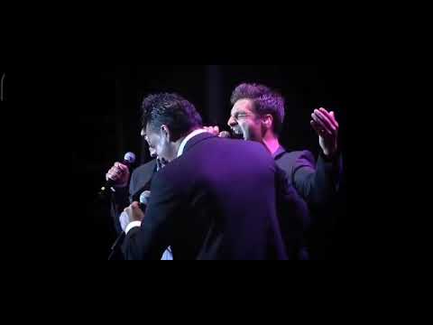 David Bustamante y la bandera de Cantabria (2)