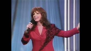 I try to think about Elvis - Patty Loveless - 1994 CMA