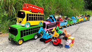 Download lagu WADIDAW !! Mobil Truk Tronton Panjang Bongkar Mainan Mobil Mobilan Truk Molen, Truk Mixer, Excavator mp3