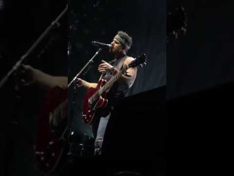 12/10/16 - Kip Moore Take the Gun *New Song* - Joes Live Chicago IL