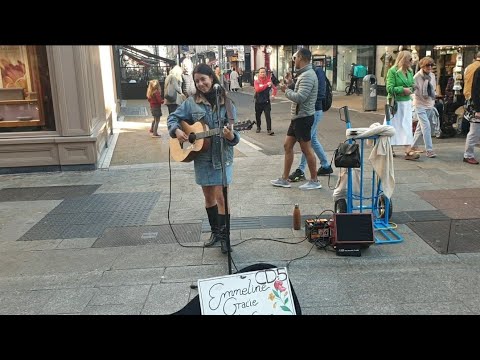 Emmeline Gracie AMAZING VOICE! Wings - @birdy#buskers #wings #birdy