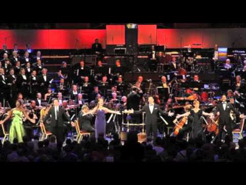 Sierra Boggess and Julian Ovenden singing The Balcony Scene/Tonight from BBC Proms - Broadway Sound
