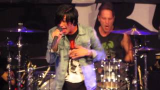 Sleeping with Sirens- Low [Live @ The Fox Theater Pomona]