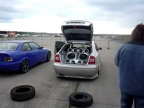 Maník s oktávou na Mimoňskejch válkách 2010 XVI