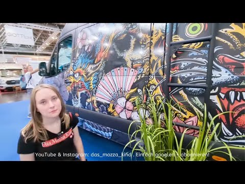 On the road with das_mozza_kind at the Caravan Salon 2023 in Düsseldorf. #caravansalon23