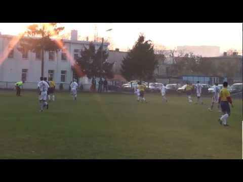 BKS Bydgoszcz - KS Łochowo (dobitka Szymkowiaka po strzale Ruczyńskiego) – kopia