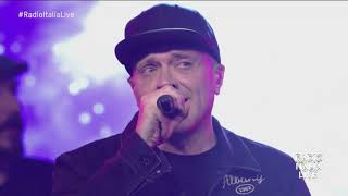 Max Pezzali: L&#39;universo tranne noi Live (Radio Italia 18/01/2018)