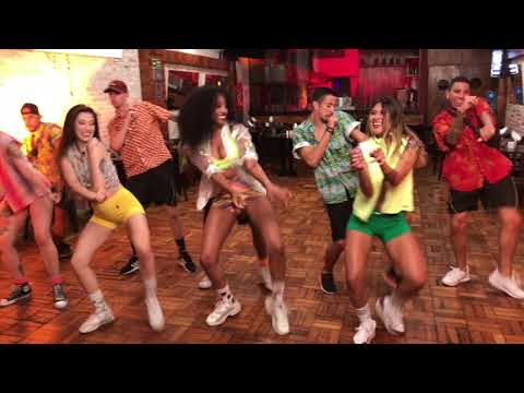 Toma Crew - Léo Santana e Mc MM ( Coreografia Oficial - Tainá Grando)