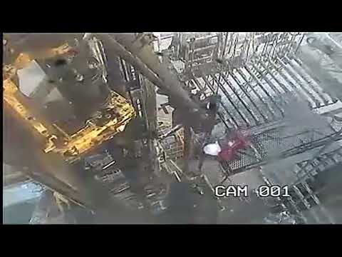Major Nearly Fatal accident to a Derrickman on Oil Rig