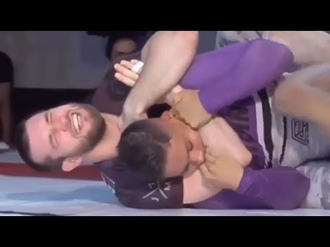 Micael Galvão (Faixa Roxa) VS Magomed Abdulkadirov (Faixa Preta)