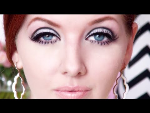 Historically Accurate: 1960s Mod Look (TWIGGY)