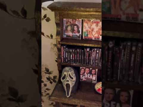 I’ve always had a thing for you Sid… 😱🔪📞🩸 #scream #miniature #ghostface #shorts