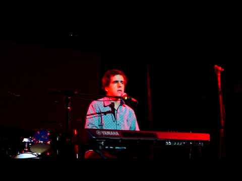 No es que me enamoré - Juan Pérez