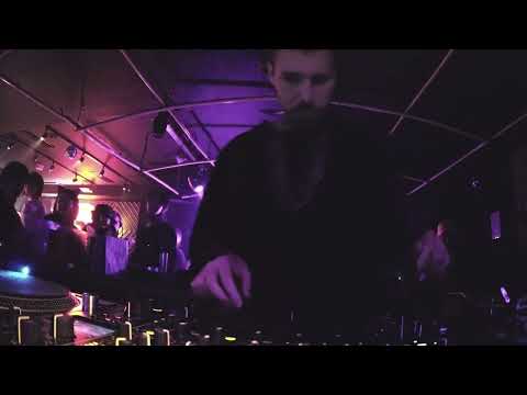 Arnau Yuna live at Enter Shibuya | Sonders Tokyo