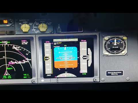 How to fly manually with flight director.