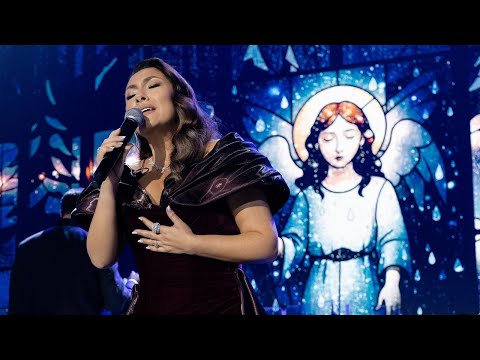 Andra - 10.000 De Motive (Cântă Suflet al Meu) [din "reverie"] [Live la Sala Palatului]