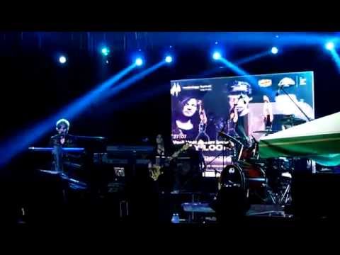 Dirty Loops - Circus/Please Don't Stop The Music [live in Belgrade 2014]