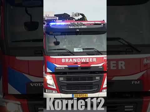 [BULLHORN] HV 02-6171 #Brandweer #Leeuwarden met #spoed #throwbacktuesday #firedepartment #feuerwehr