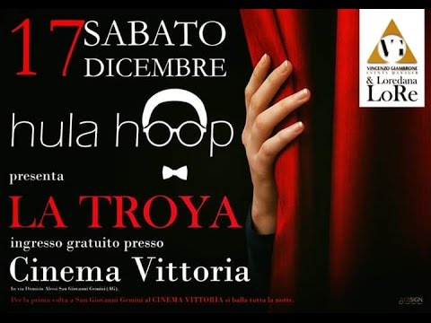 Iolyga Singing and Dancing at "La Troya Party" Sicily December 2016