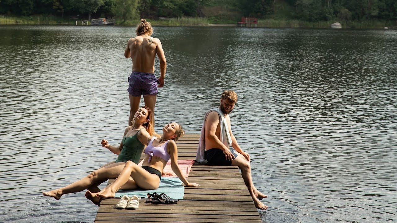 Official Trailer [Subtitled]