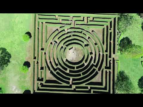 High Country Gardens, Cafe, Gallery and Maze