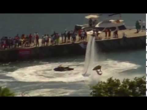 flyboard and jet ski show in martinique looping saut perilleux en flyboard et jet ski