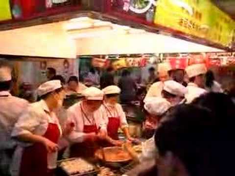 Sheng Jian na casa de Xiao Yang