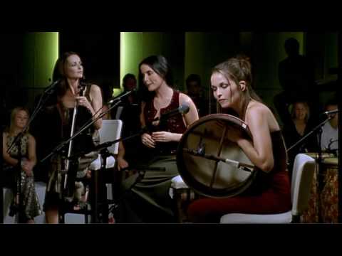 Toss The Feathers - The Corrs (HD)