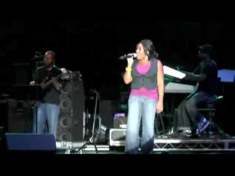 Melinda Doolittle - I Wish (Live)