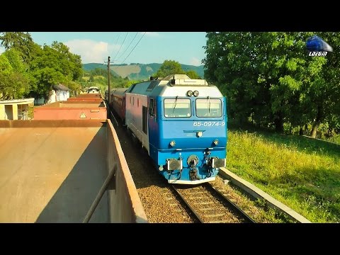 Jimmy 65-0974-9 cu/with IR1833 Iasi - Timisoara Nord in Gara Bratca Station - 12 August 2015