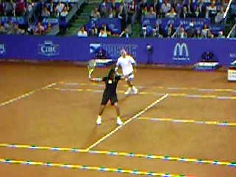 Yannick Noah amazing shot at BCR Open Romania 2009