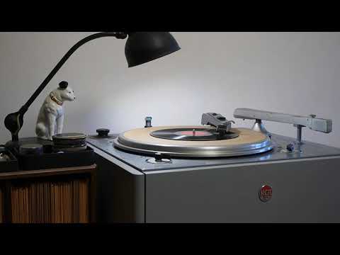 Blue Orchids / Benny Goodman and his Orchestra