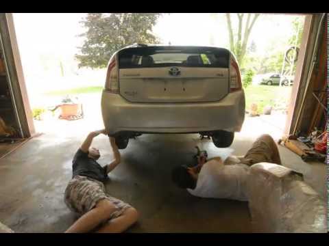2012 Toyota Prius Rear Bumper Replacement @ 24fps