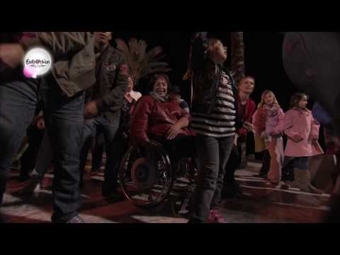 Glow Eurovision Flashmob dance from L'ALFAS DEL PI