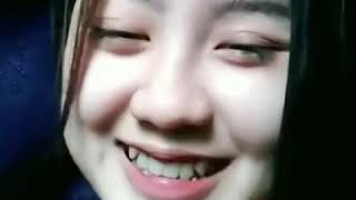 Download lagu STORY WA CEWEK CANTIK NYANYI KU TIMANG TIMANG (KELAK KAU TLAH DEWASA) TIKTOK (Not Not) mp3