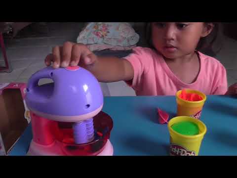 Main masak masakan - Mainan anak Blender Playdoh