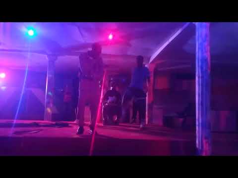 gifto le russe à obala avec machine