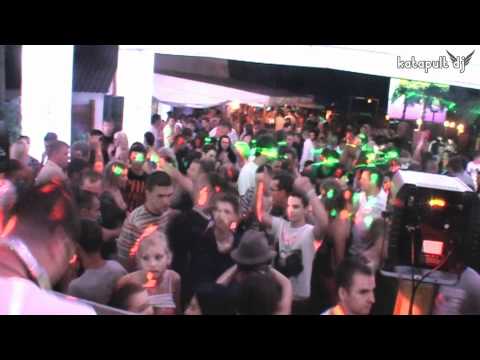 KatapultDJ live @ Club 1001 Garden [2010]