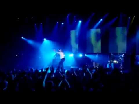 Videoclip de Yellow (Live in Sydney) — Coldplay