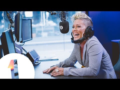 P!nk Forgets Her Own Lyrics!!