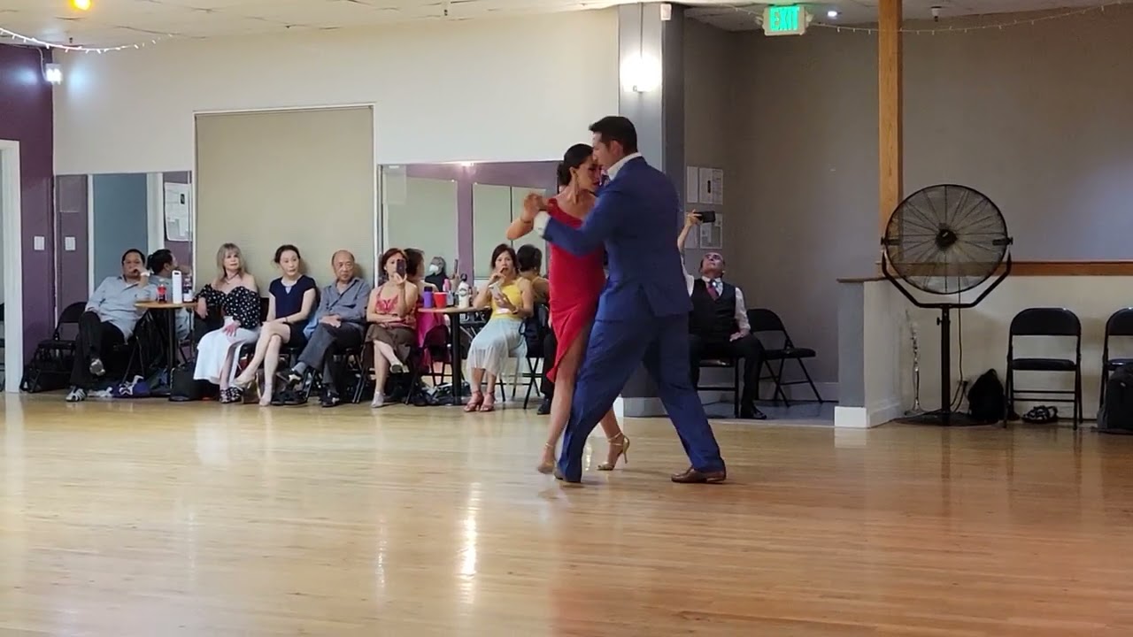 Maxi Copello y Raquel Makow @ Dance Boulevard on 06/10/22 (1/3)